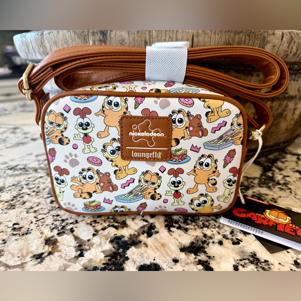 NWT Loungefly Garfield & Odie Allover Print Crossbody Bag